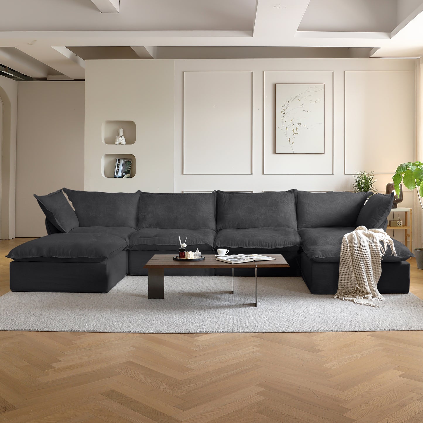 Modular Luxe 4-Seater U-Sectional in Black