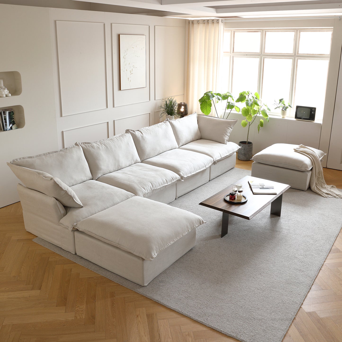 Modular Luxe 4-Seater U-Sectional in Beige